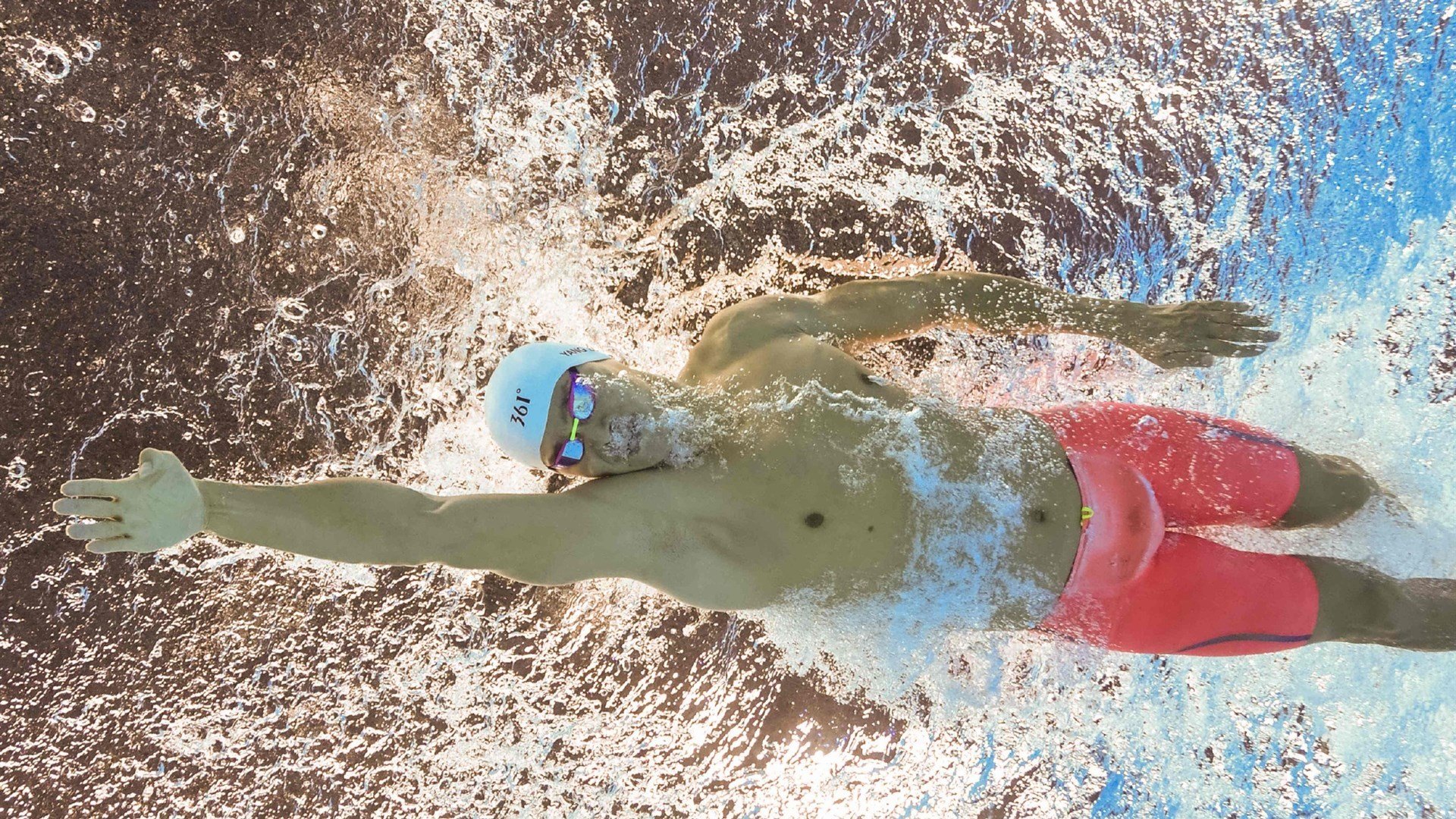 冰岛战吼震四方，本泽马节奏定乾坤